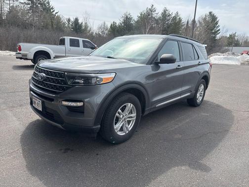 Carbonized Gray Metallic 2023 Ford Explorer XLT