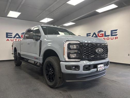 Glacier Gray Metallic Tri-Coat 2026 Ford F-250