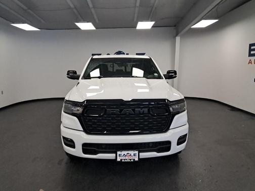 Bright White Clearcoat 2026 RAM 1500 Big Horn/Lone Star