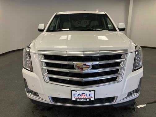 Crystal White Tricoat 2019 Cadillac Escalade Luxury