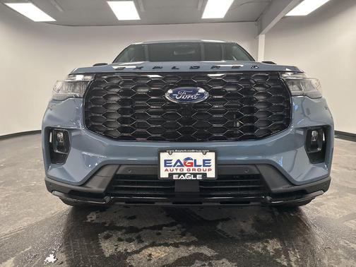 Vapor Blue Metallic 2026 Ford Explorer ST-Line