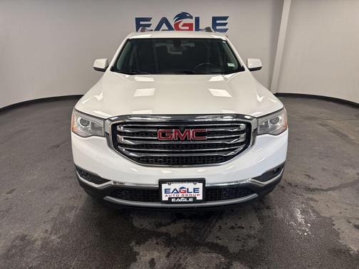 Summit White 2019 GMC Acadia SLE-2