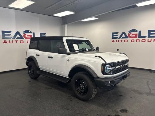 Oxford White 2026 Ford Bronco Outer Banks