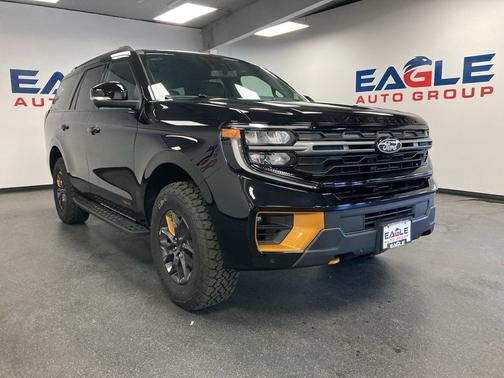 Agate Black Metallic 2026 Ford Expedition Tremor