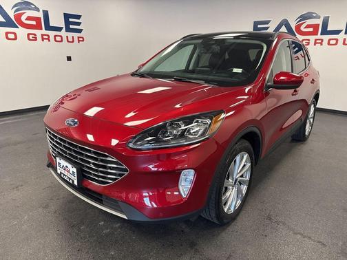 Rapid Red Metallic Tinted Clearcoat 2022 Ford Escape Titanium