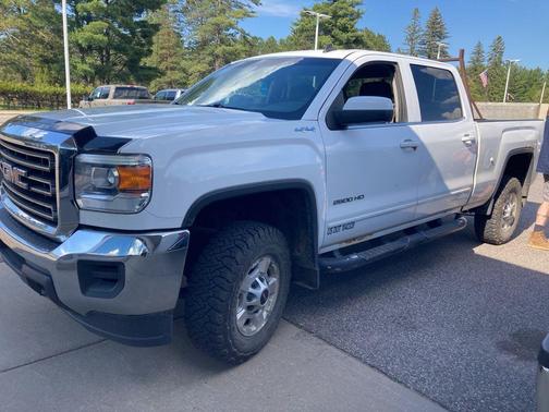 Summit White 2015 GMC Sierra 2500 SLE