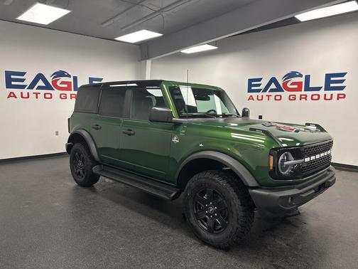 Eruption Green Metallic 2025 Ford Bronco Outer Banks SUV