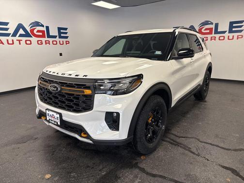 Star White Metallic Tri-Coat 2026 Ford Explorer Tremor