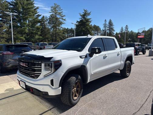 Summit White 2023 GMC Sierra 1500 AT4