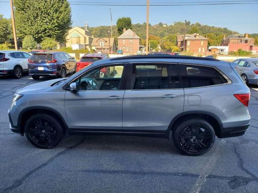 2022 Honda Pilot AWD Special Edition