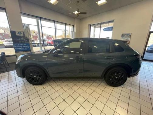 2025 Honda HR-V AWD Sport