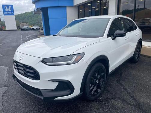 Platinum White Pearl 2023 Honda HR-V AWD Sport