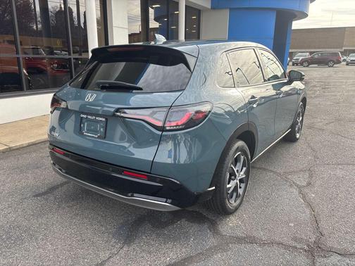 2025 Honda HR-V EX-L