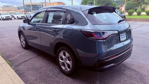 Nordic Forest Pearl 2024 Honda HR-V LX