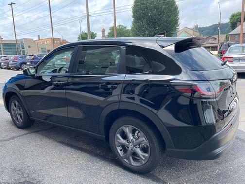 2026 Honda HR-V LX