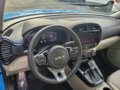 2023 Kia Soul EX