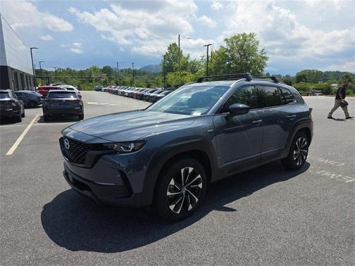 2025 Mazda CX-50 PLUS