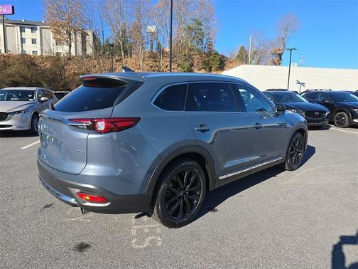 2023 Mazda CX-9 Carbon Edition