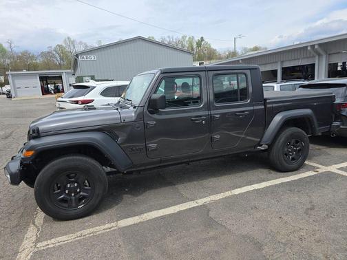 Granite Crystal Clearcoat Metallic 2023 Jeep Gladiator Sport