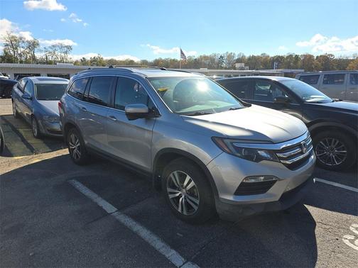2016 Honda Pilot EX-L w/ Navigation