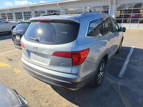 2016 Honda Pilot EX-L w/ Navigation