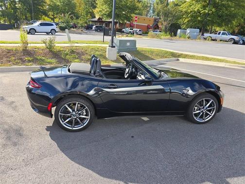 2023 Mazda MX-5 Miata Grand Touring