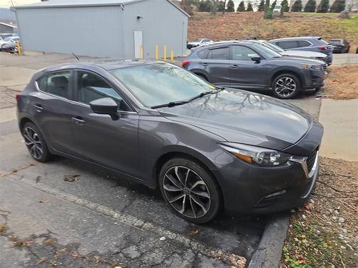 2018 Mazda Mazda3 Touring