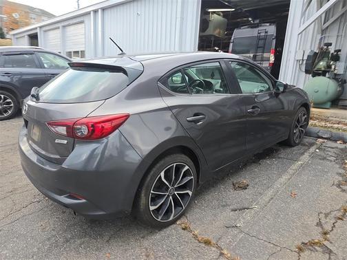 2018 Mazda Mazda3 Touring