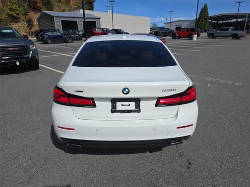 2023 BMW 530 i xDrive