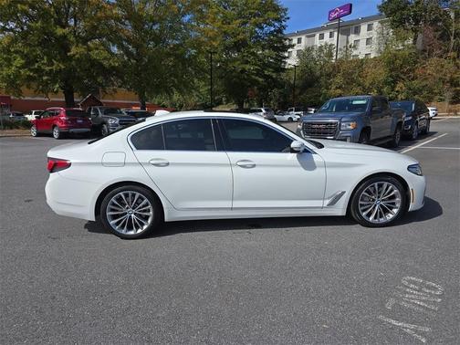 2023 BMW 530 i xDrive