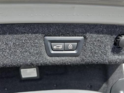 2023 BMW 530 i xDrive