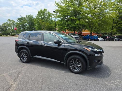 Black 2023 Nissan Rogue S