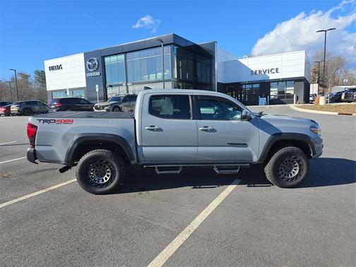 2019 Toyota Tacoma 