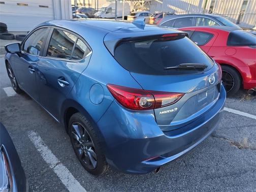 2018 Mazda Mazda3 Touring