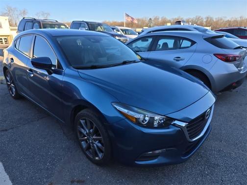 2018 Mazda Mazda3 Touring