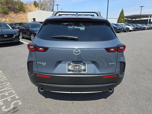 2025 Mazda CX-50 PLUS