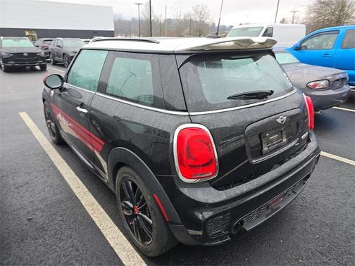 2017 MINI Hardtop Cooper