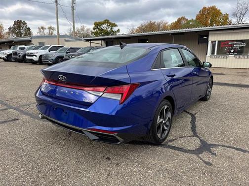 2021 Hyundai ELANTRA Limited