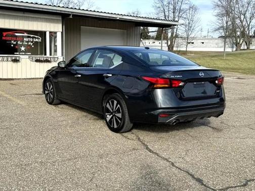 2020 Nissan Altima 2.5 SV