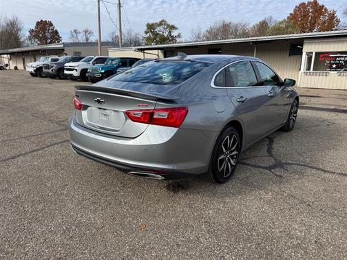 2024 Chevrolet Malibu FWD RS