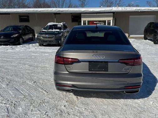 2022 Audi A4 40 Premium