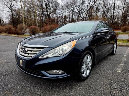 2013 Hyundai SONATA Limited