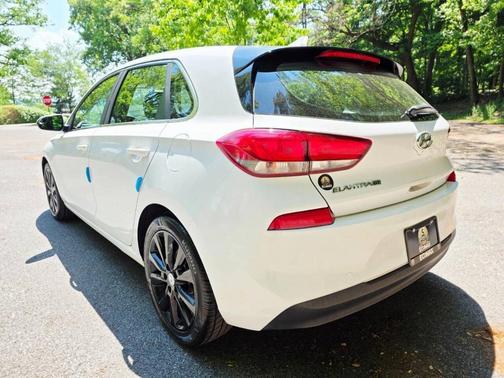 Ceramic White 2019 Hyundai Elantra GT Base