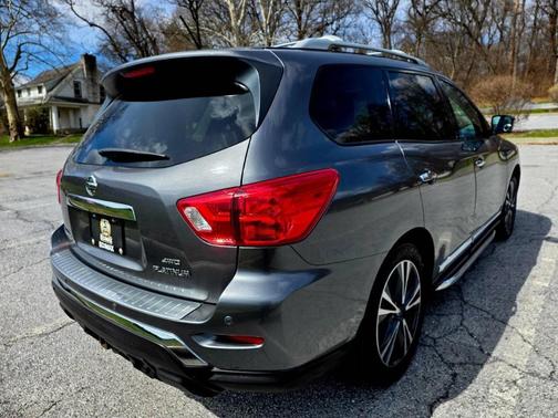 2018 Nissan Pathfinder Platinum