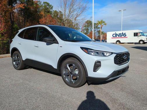 SPACE SILVER METALLIC 2025 Ford Escape ST-Line