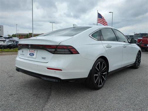 2023 Honda Accord Hybrid Touring