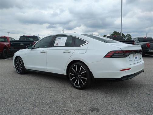 2023 Honda Accord Hybrid Touring