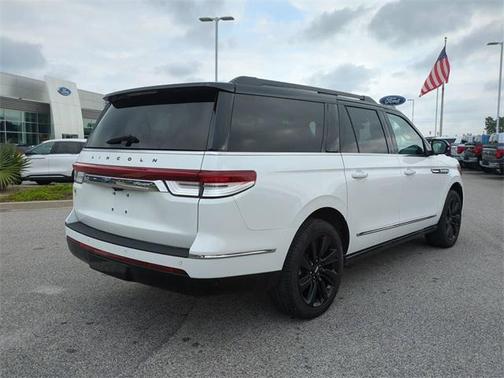 2022 Lincoln Navigator Black Label