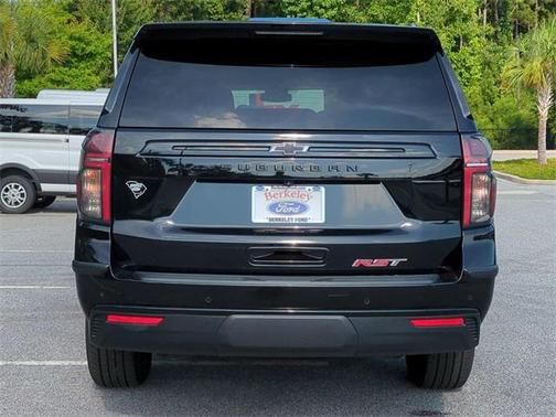 2024 Chevrolet Suburban RST