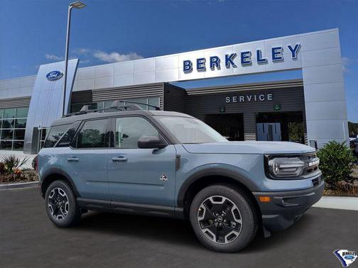 AZURE GRAY METALLIC TRI-COAT 2024 Ford Bronco Sport Outer Banks SUV